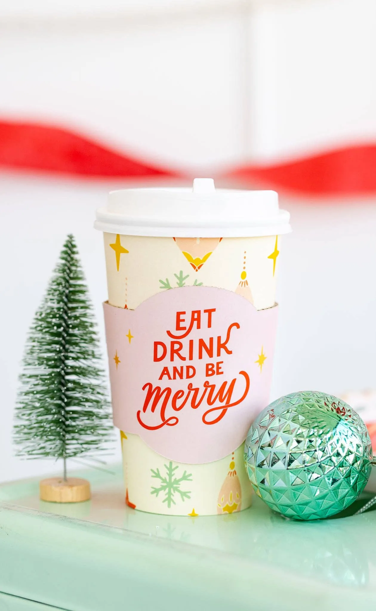 My Mind’s Eye - RET1012 -  Retro Christmas To Go Cups