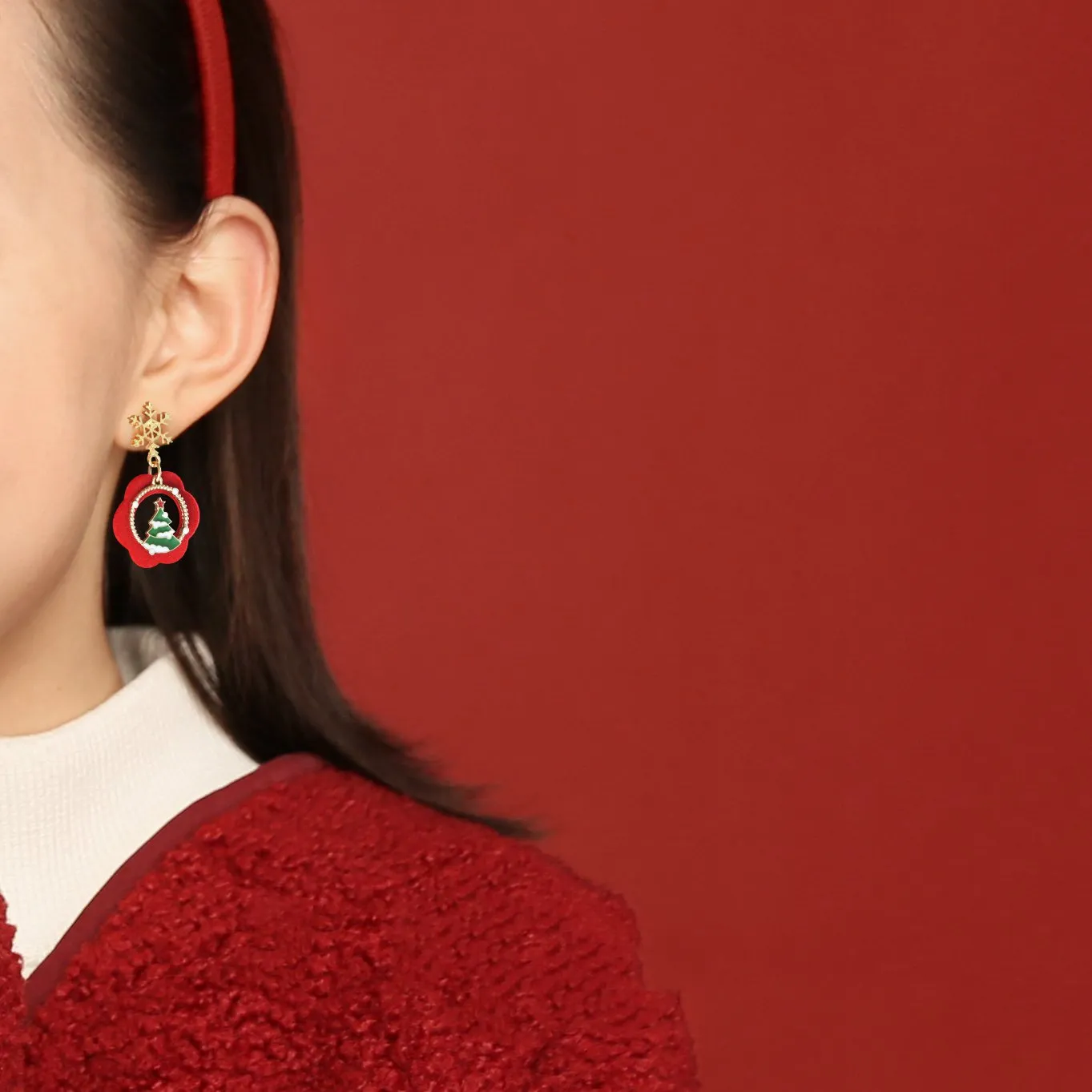 Snowy Christmas Tree Earrings