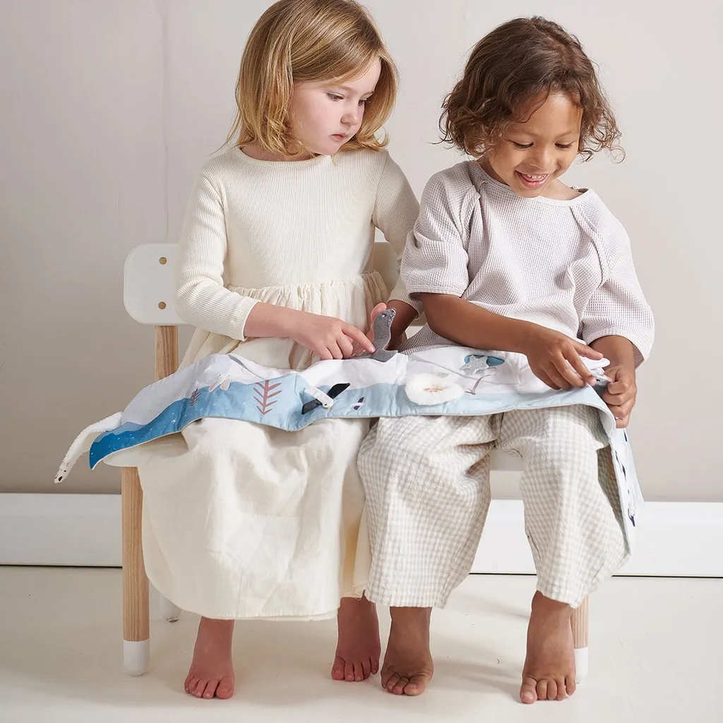 Snowy Friends Activity Book by Threadbear